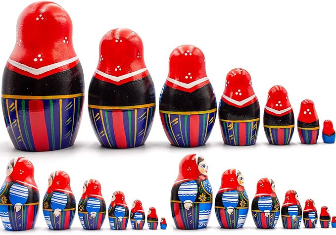 Nesting Dolls in Polish Costumes 7 pcs