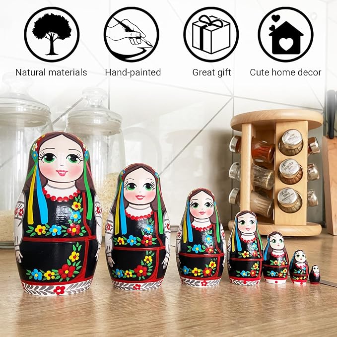 Nesting Dolls 7 pcs in Ukrainian Vyshyvanka