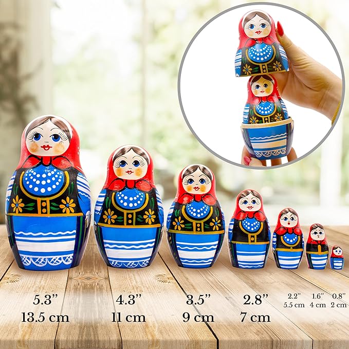 Nesting Dolls in Polish Costumes 7 pcs